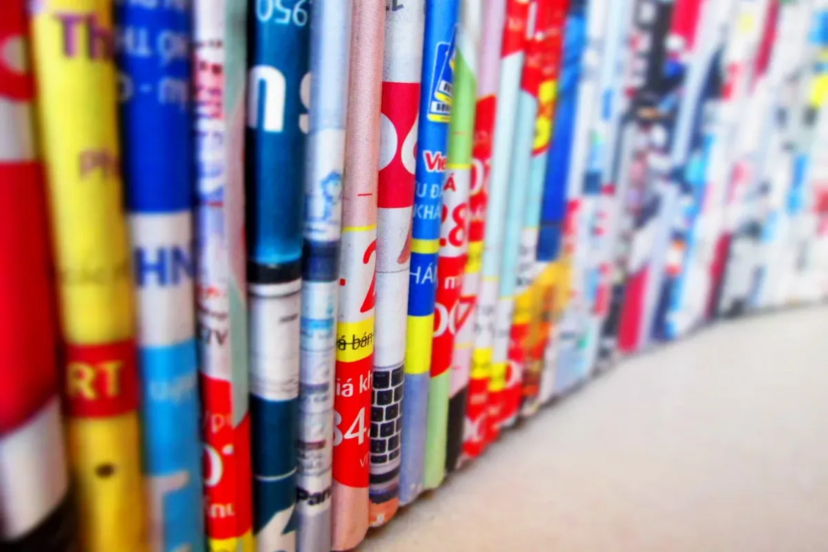Rolled magazines making a colorful display